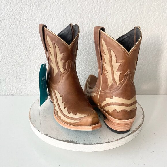 Lane WALK THE LINE Womens Cowboy Bootie 7 Brown Cowgirl Short Boots Pointed Toe - Picture 1 of 11